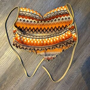 women’s crochet halter crop top